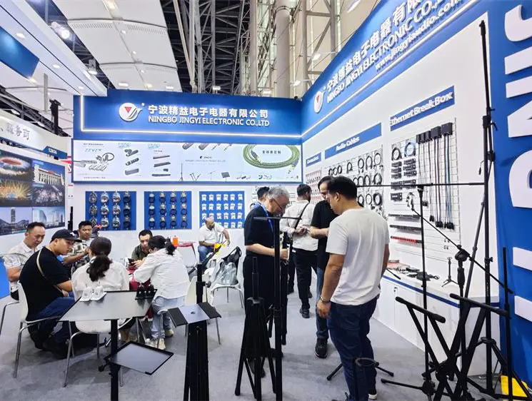 b7df27d8-8762-44bc-a416-cf917c8a4c91i4s